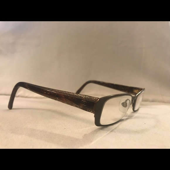 Chanel prescription glasses - Picture 2 of 8